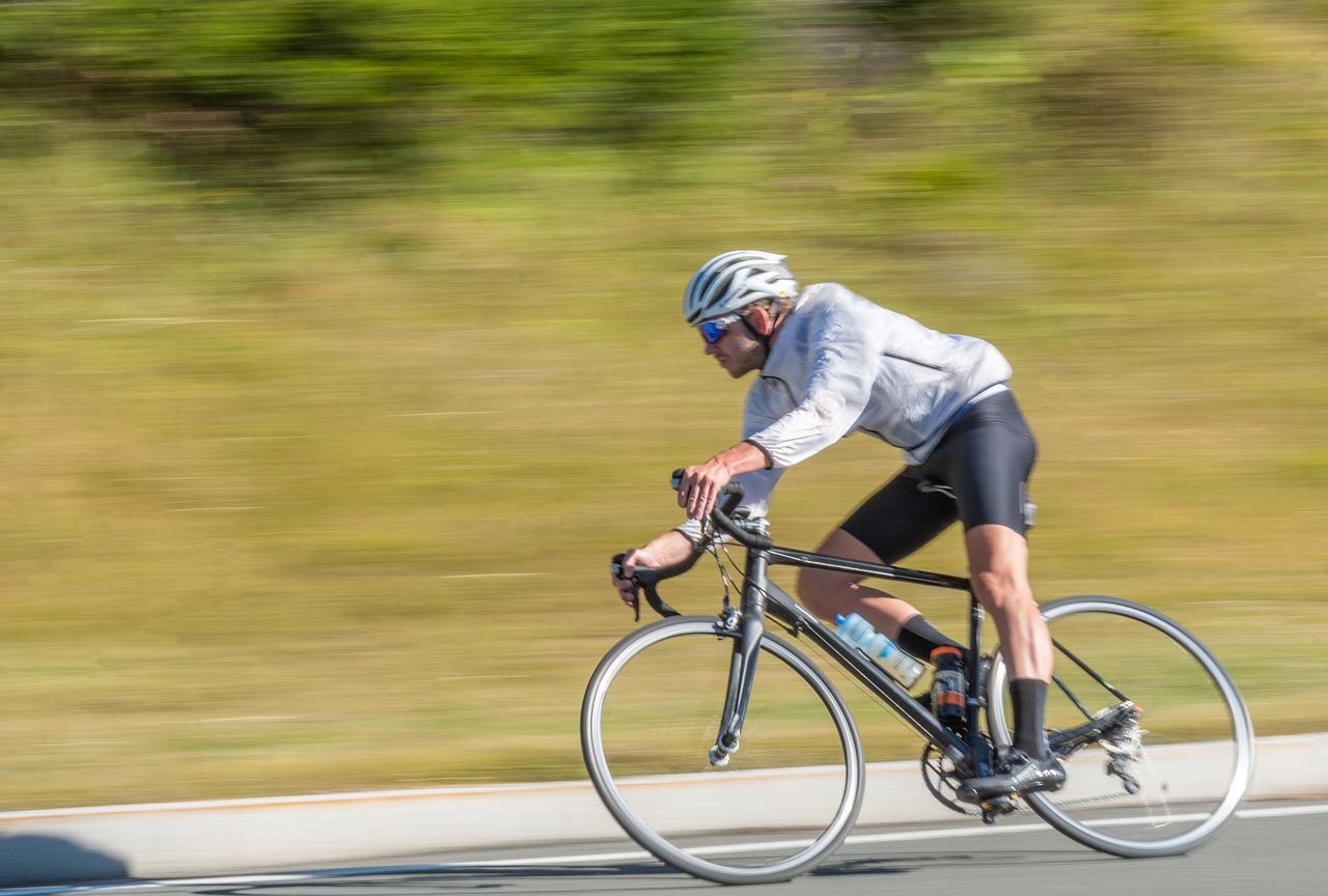 Bonus monopattini e bici fino a 750 euro.