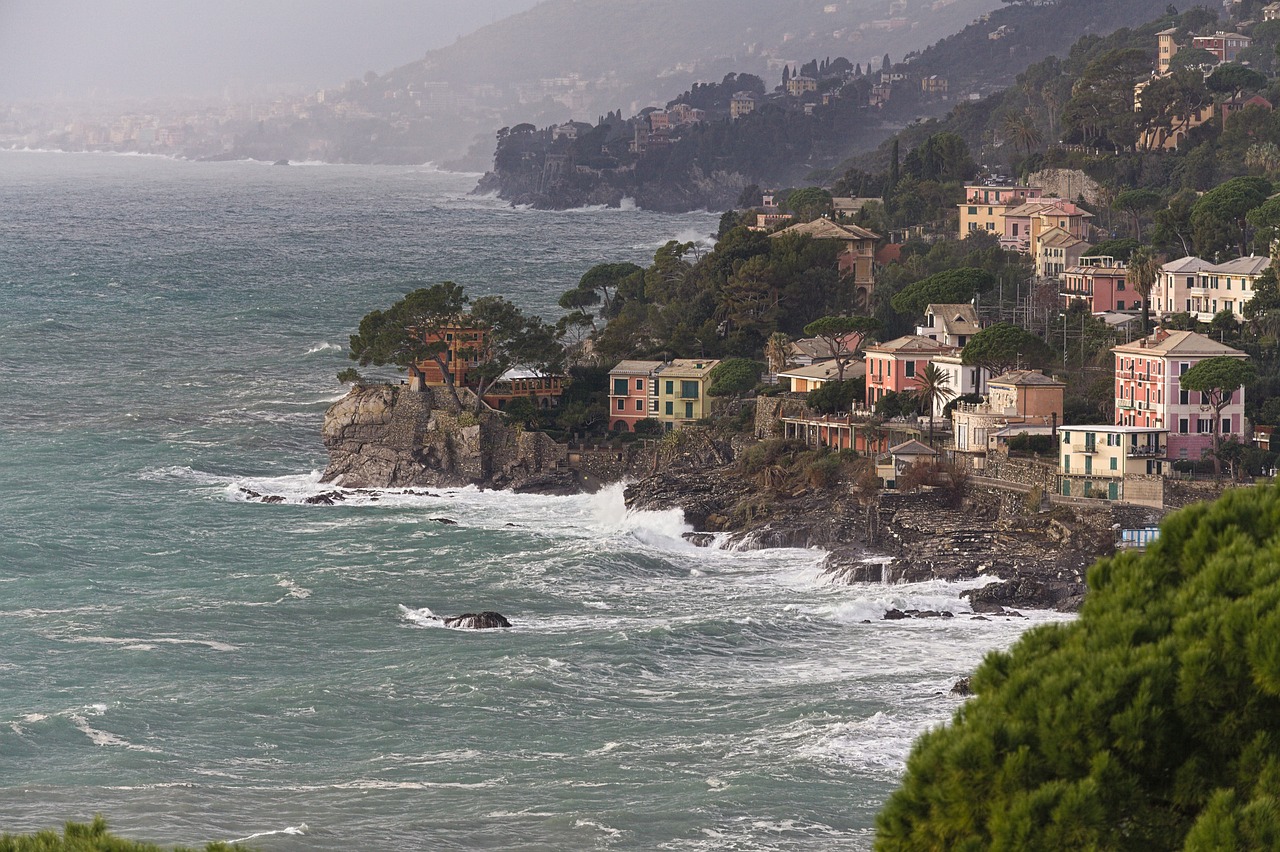 Esplorando Genova in Bicicletta: Un Avventuroso Percorso tra Monti e Mare