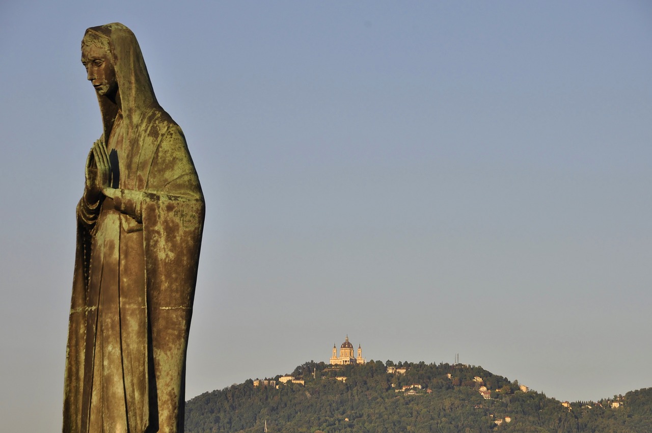 Pedalando tra le Colline di Torino: Un Itinerario Panoramico