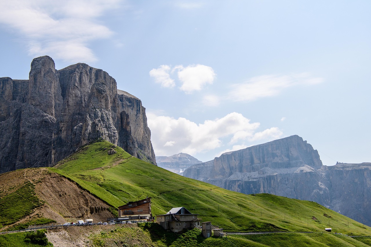 In bicicletta alla scoperta del Passo Sella