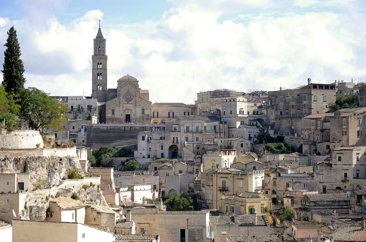 Lucania sospesa: pedalando da Matera a Montescaglioso tra canyon e silenzi