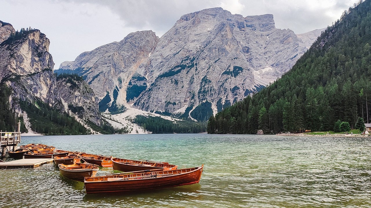 In sella tra le Dolomiti: Un Viaggio in Bicicletta lungo la Ciclabile delle Dolomiti